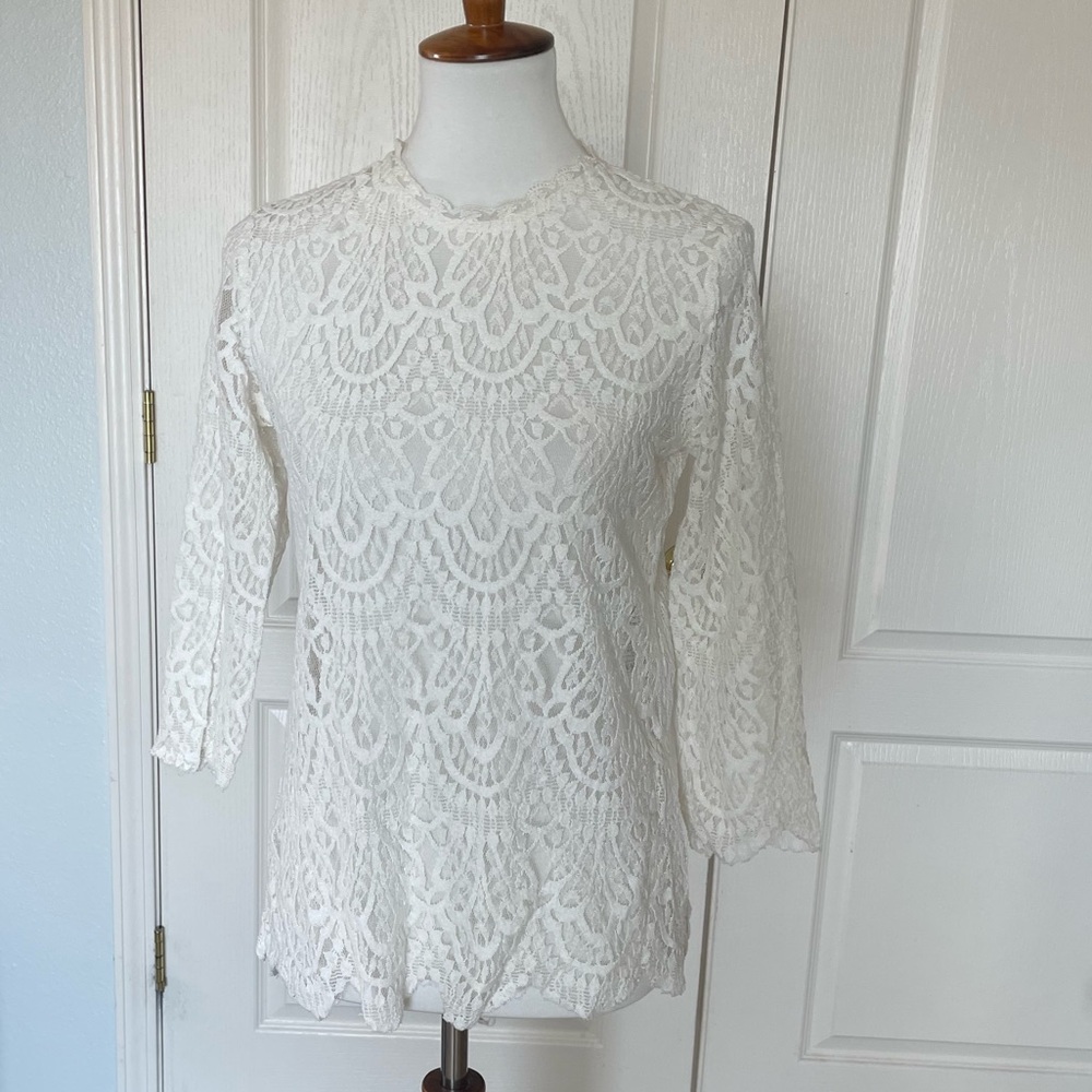 Zara Lace Scallop 3/4 Sleeve Top